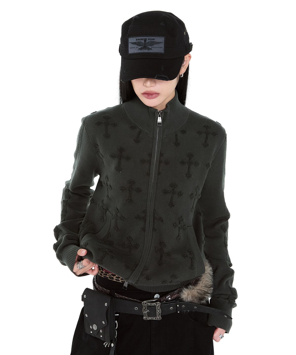 아캄(AAKAM) Cross Boucle Knit Zip-Up (Khaki)