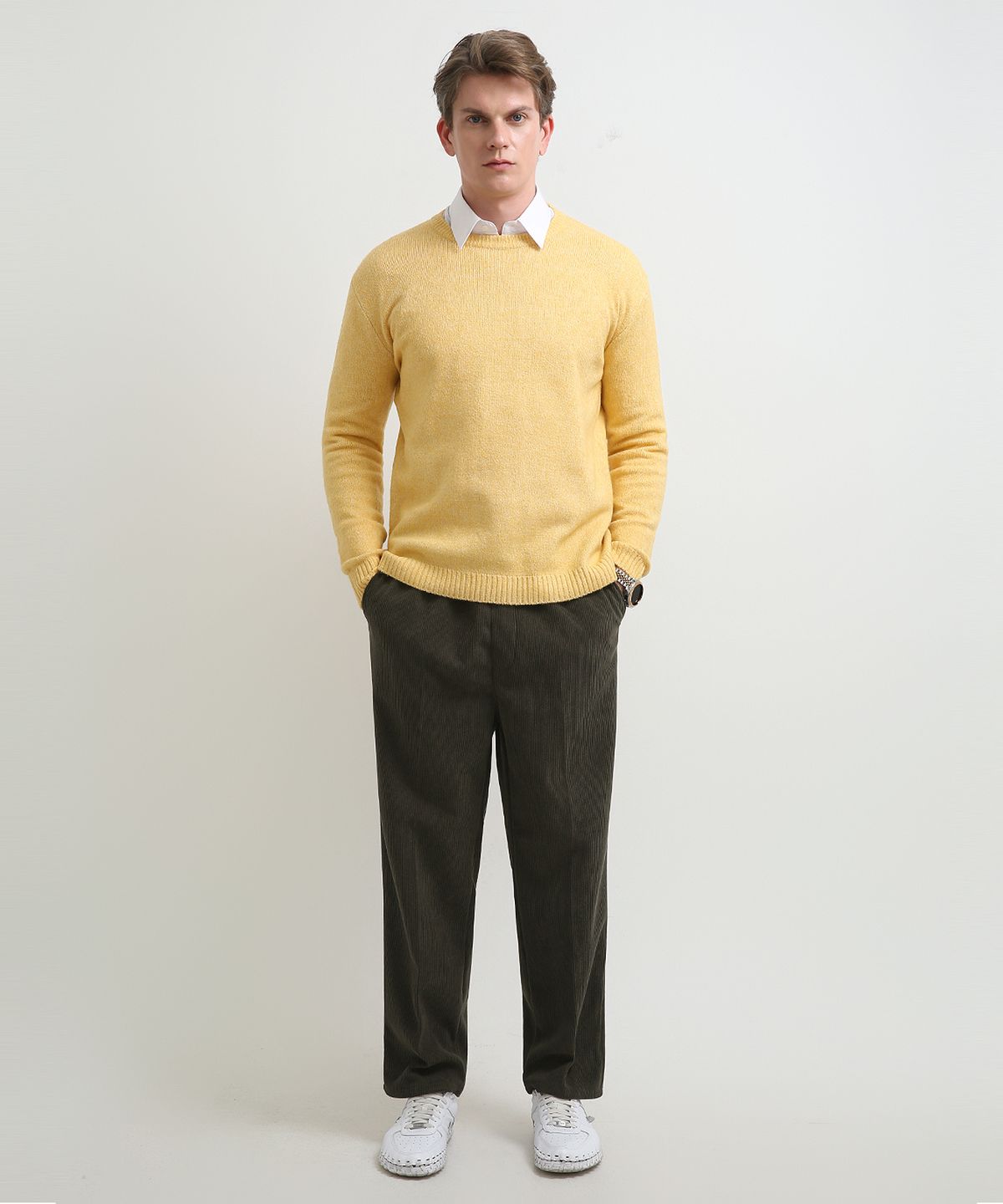스트라이크(STRIKE) 파인블렌드 클래식 크루넥 니트 (PASTEL YELLOW)