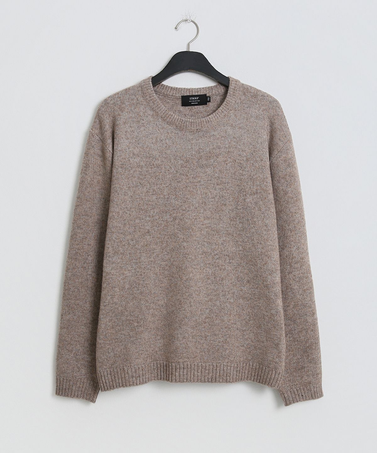 스트라이크(STRIKE) 파인블렌드 클래식 크루넥 니트 (LIGHT BROWN)