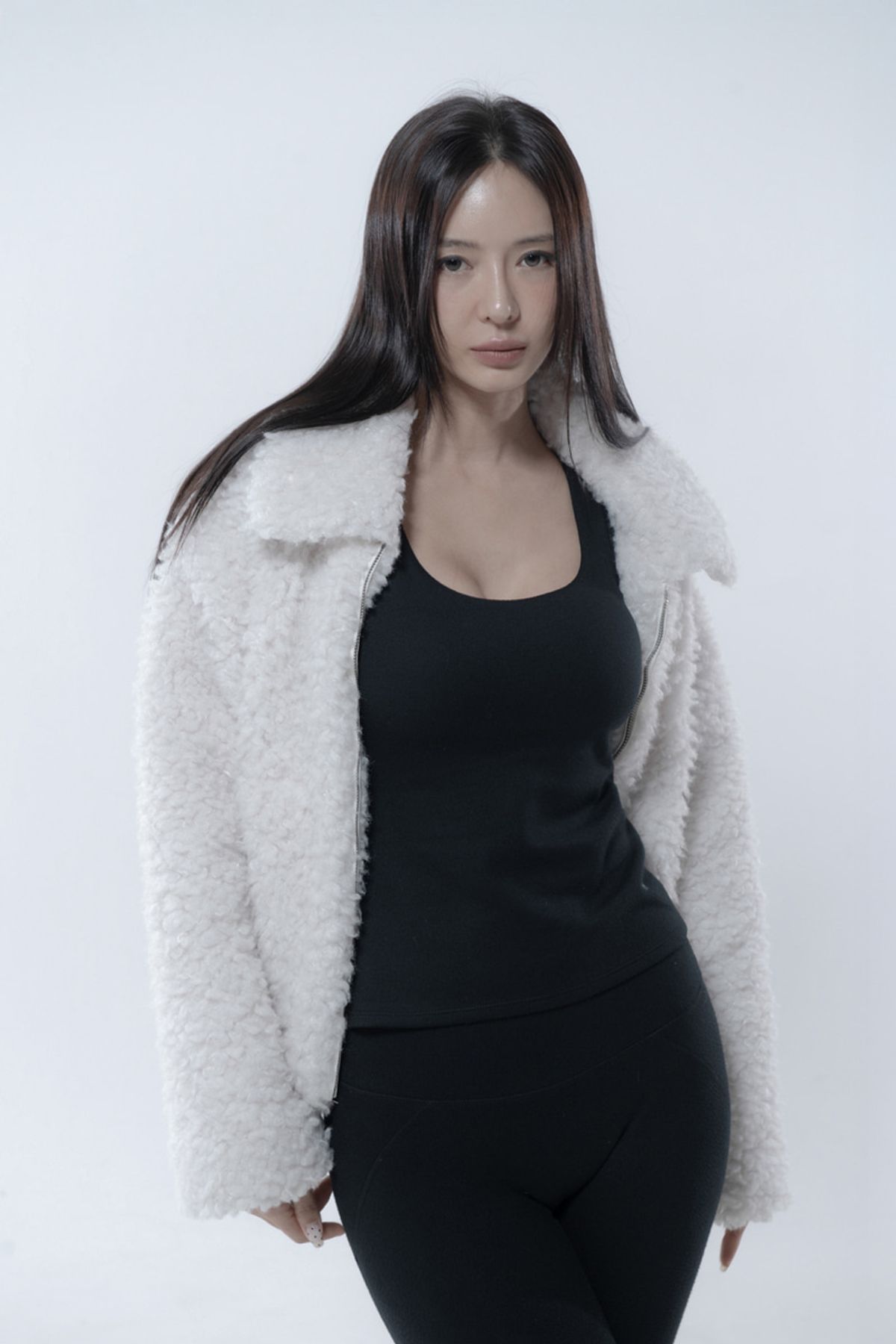 비나앤코(VINAANDCO) 겨살커버 양면기모 심플기본탑 - 블랙 (S/M/L/XL)