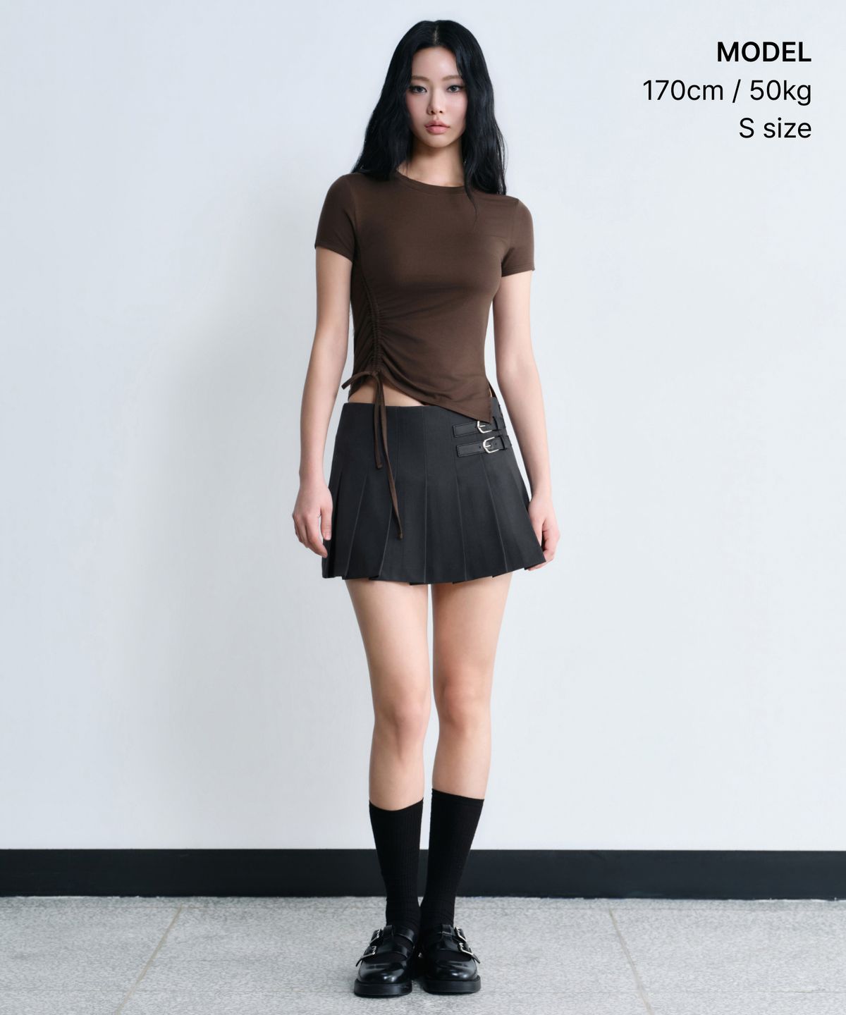 무신사 스탠다드 우먼(MUSINSA STANDARD WOMAN) 우먼즈 텐셀 사이드 루치드 티셔츠 [다크 브라운]