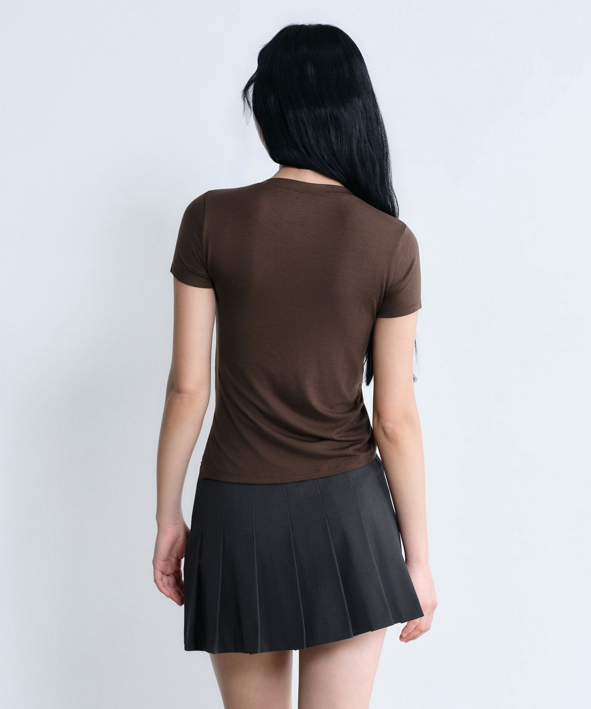 무신사 스탠다드 우먼(MUSINSA STANDARD WOMAN) 우먼즈 텐셀 사이드 루치드 티셔츠 [다크 브라운]