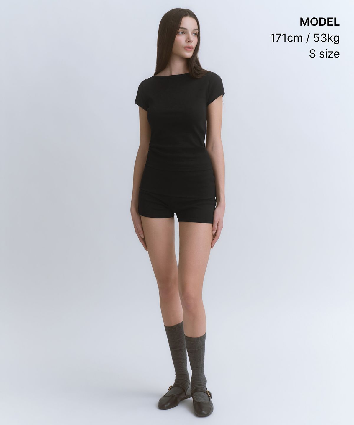 무신사 스탠다드 우먼(MUSINSA STANDARD WOMAN) 우먼즈 슬림 보트 넥 캡 슬리브 티셔츠 [블랙]