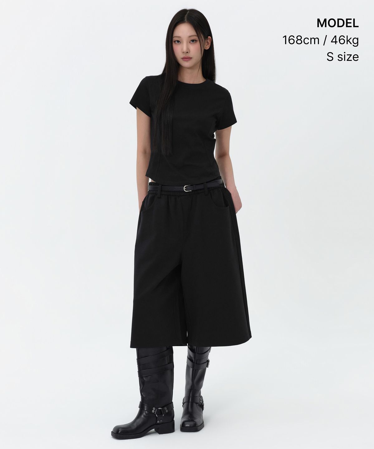 무신사 스탠다드 우먼(MUSINSA STANDARD WOMAN) 우먼즈 라운드 헴 티셔츠 [블랙]