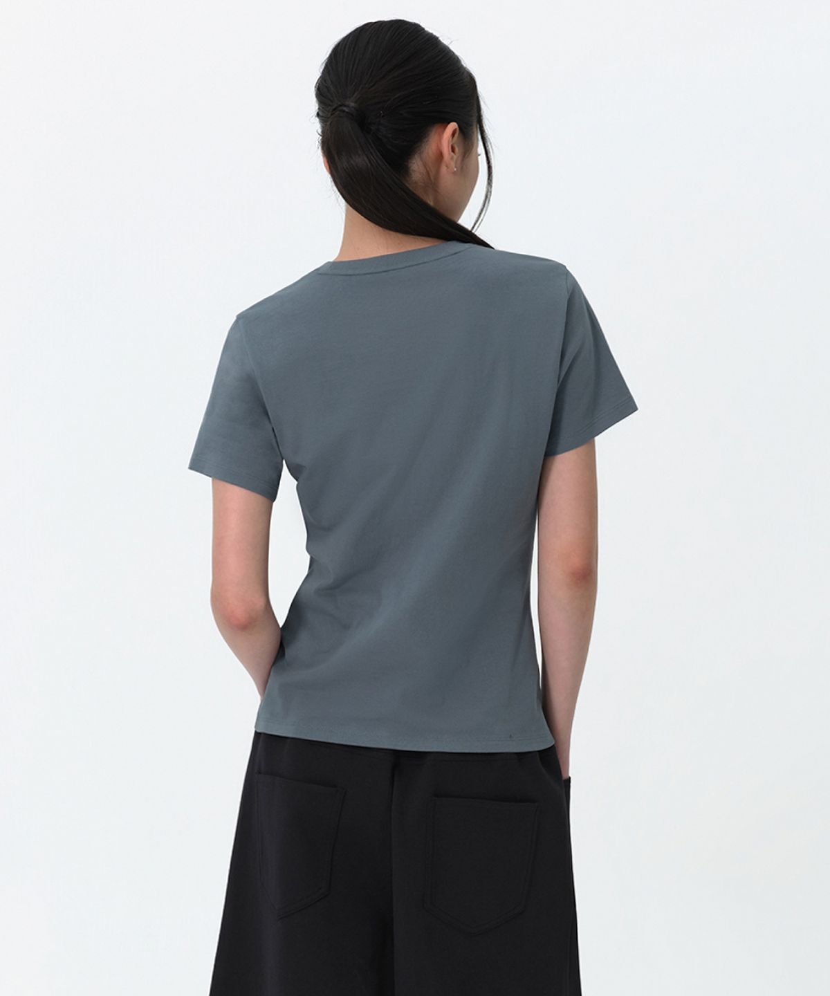 무신사 스탠다드 우먼(MUSINSA STANDARD WOMAN) 우먼즈 플레인 크루 넥 티셔츠 [피콕 블루]