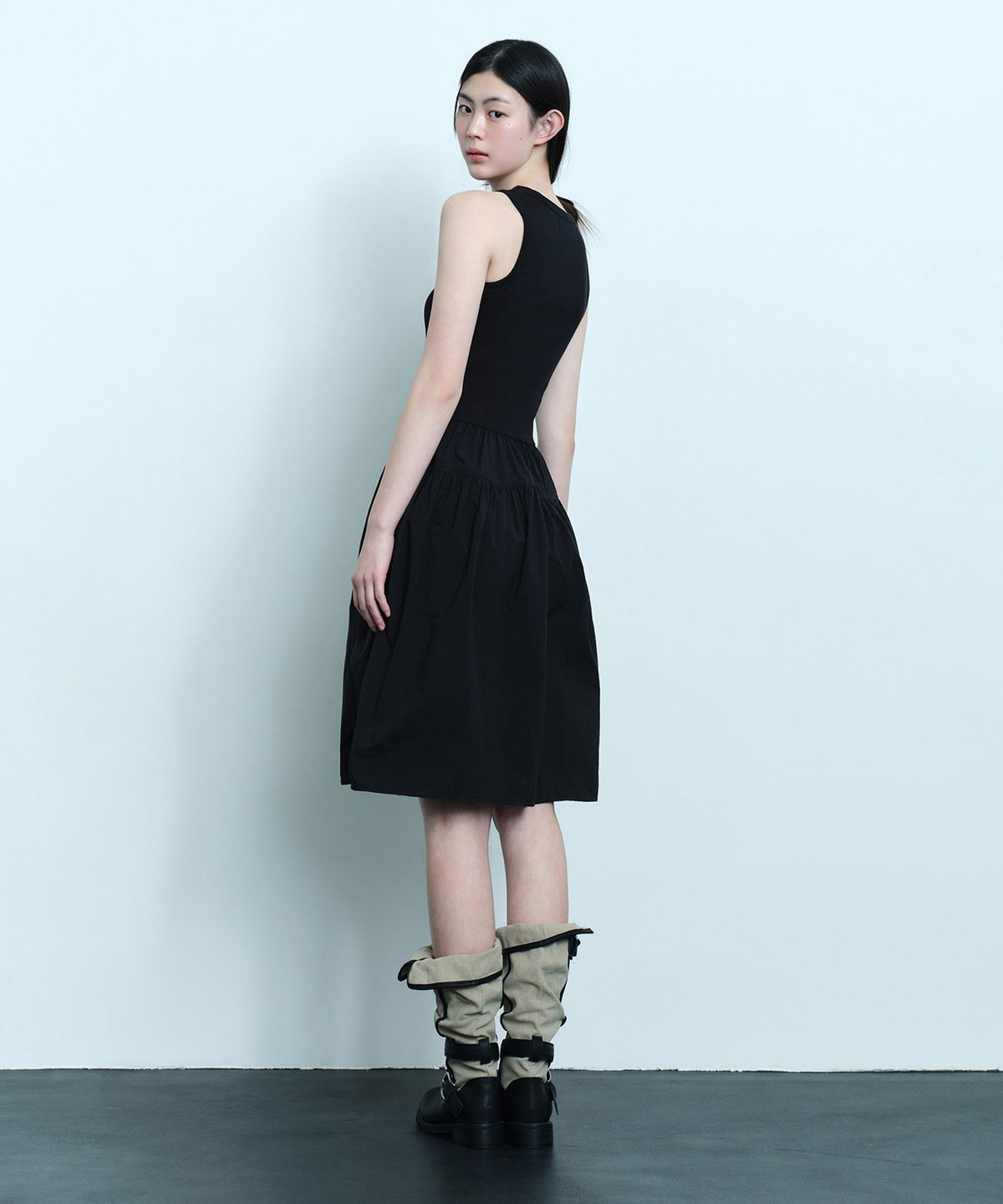 무신사 스탠다드 우먼(MUSINSA STANDARD WOMAN) 우먼즈 탱크 탑 콤비 드레스 [블랙]