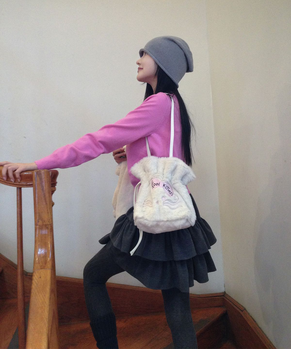 쿨키튼(KOOLKITTEN) Kitten Fluffy Bucket Bag