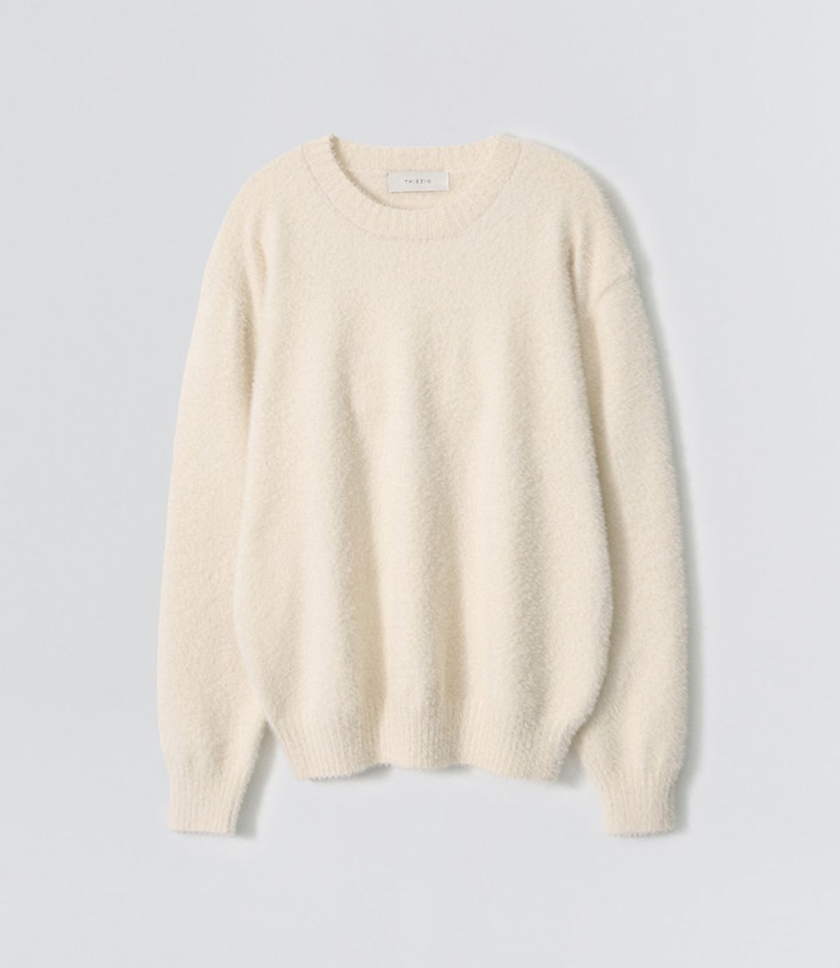 이지오(EZIO) Fluffy Angora Round Knit_Ivory