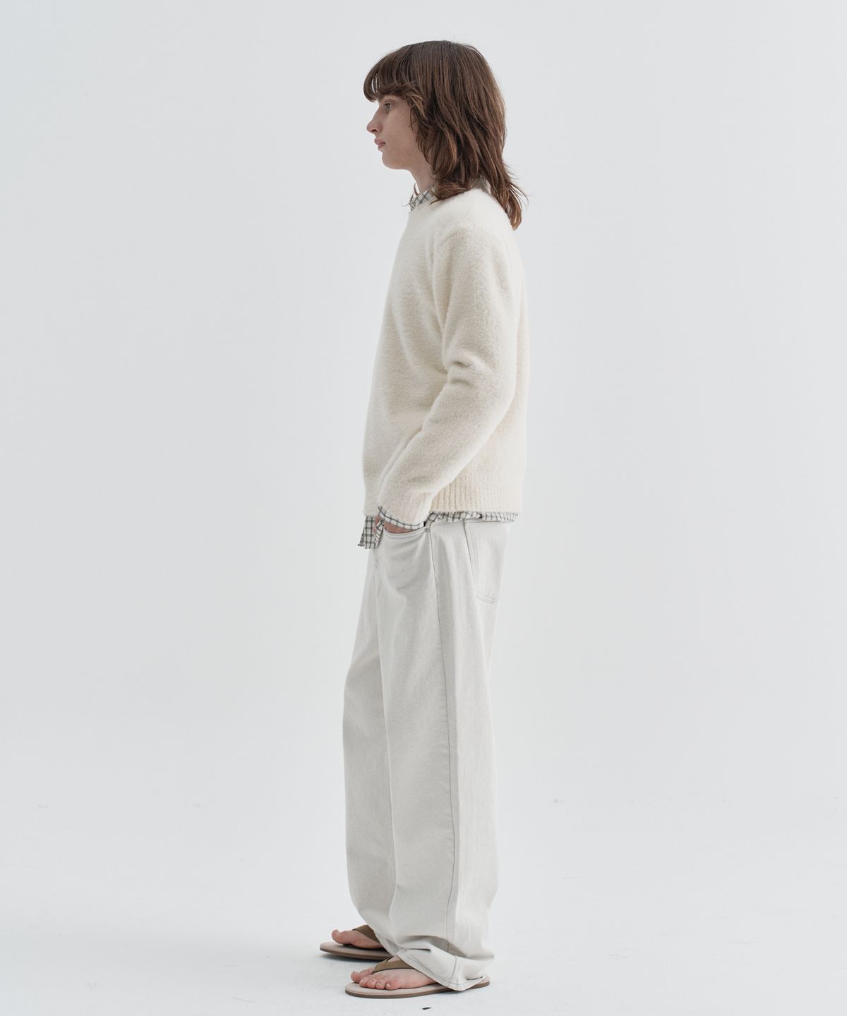 이지오(EZIO) Fluffy Angora Round Knit_Ivory