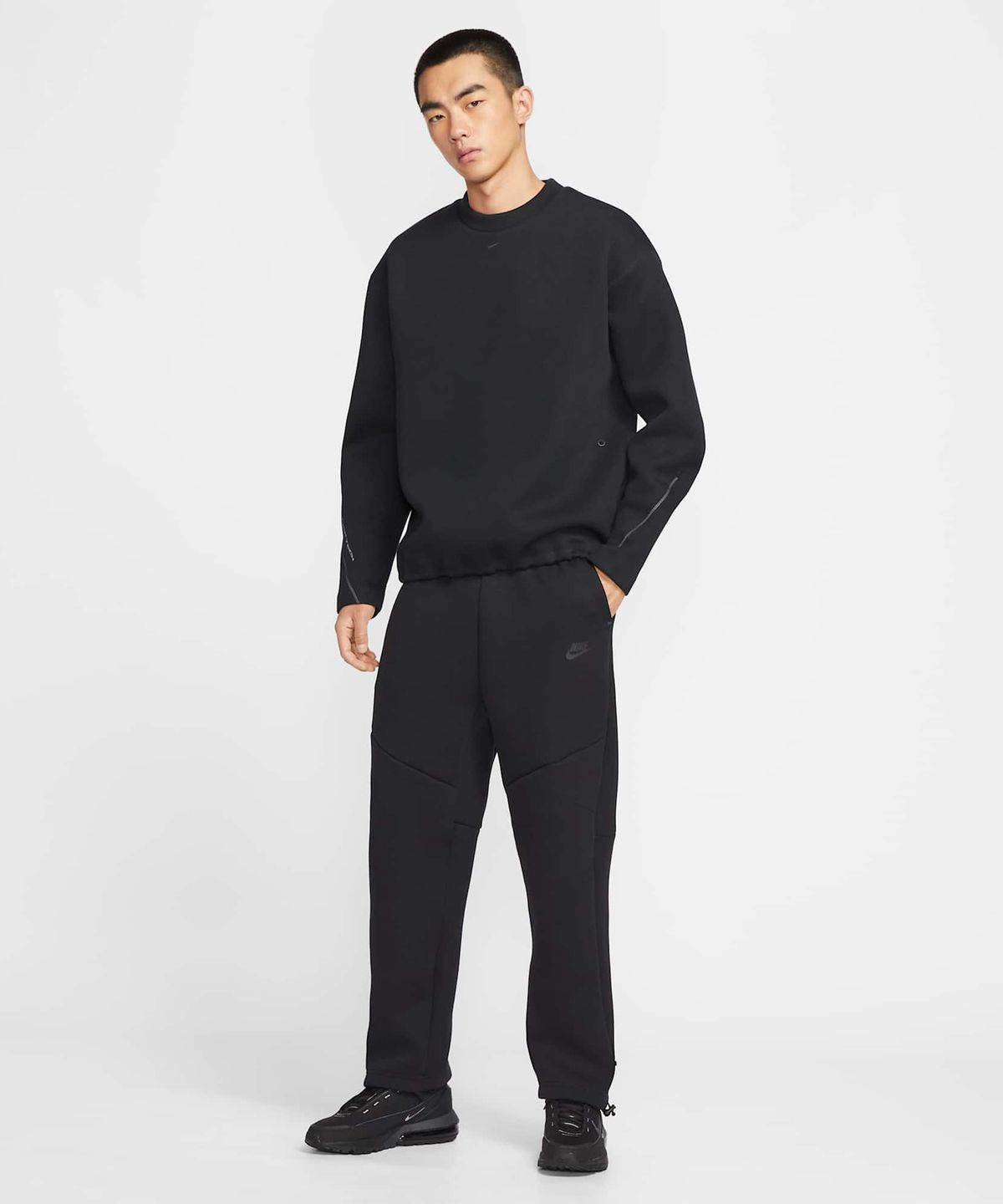 나이키(NIKE) 테크 오픈 헴 플리스 팬츠 M - 블랙 / IM0698-010