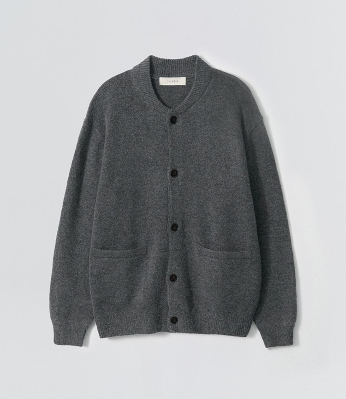 이지오(EZIO) Melange Pocket Button Cardigan_Charcoal