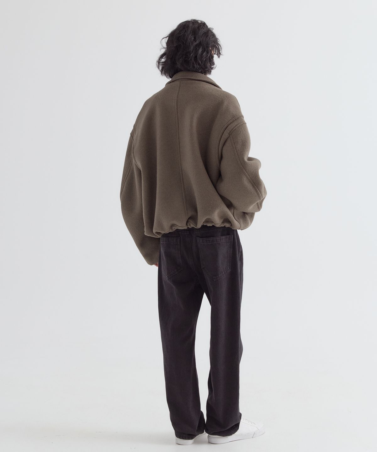이지오(EZIO) Wool Crop Zip Jacket_Beige
