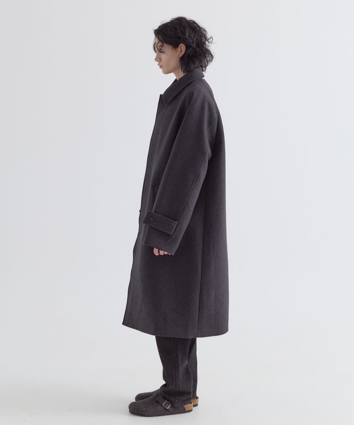이지오(EZIO) Wool Blend Balmacan Coat_Charcoal