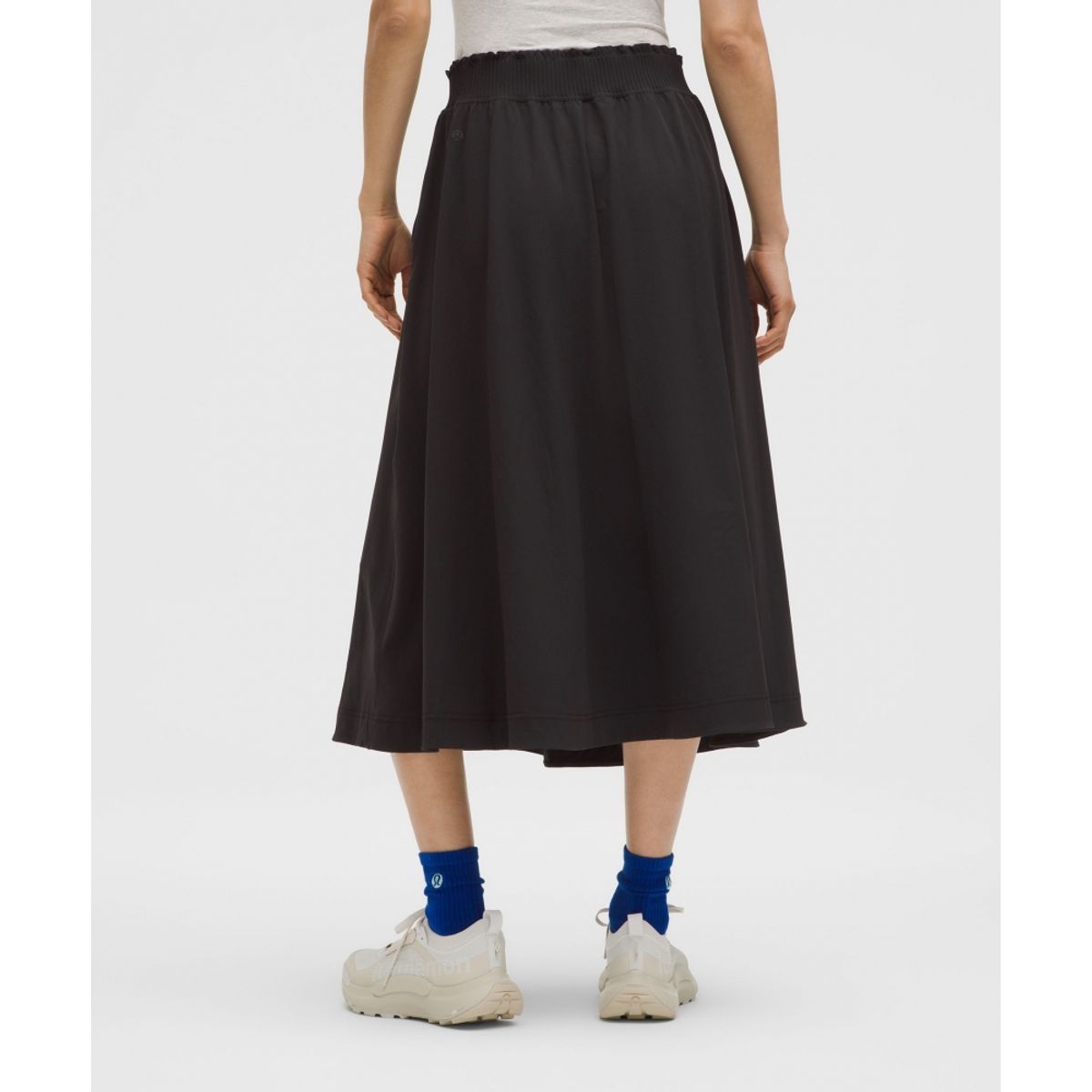 룰루레몬(LULULEMON) 스트레치 우븐 러플 웨이스트 미디스커트  BLK