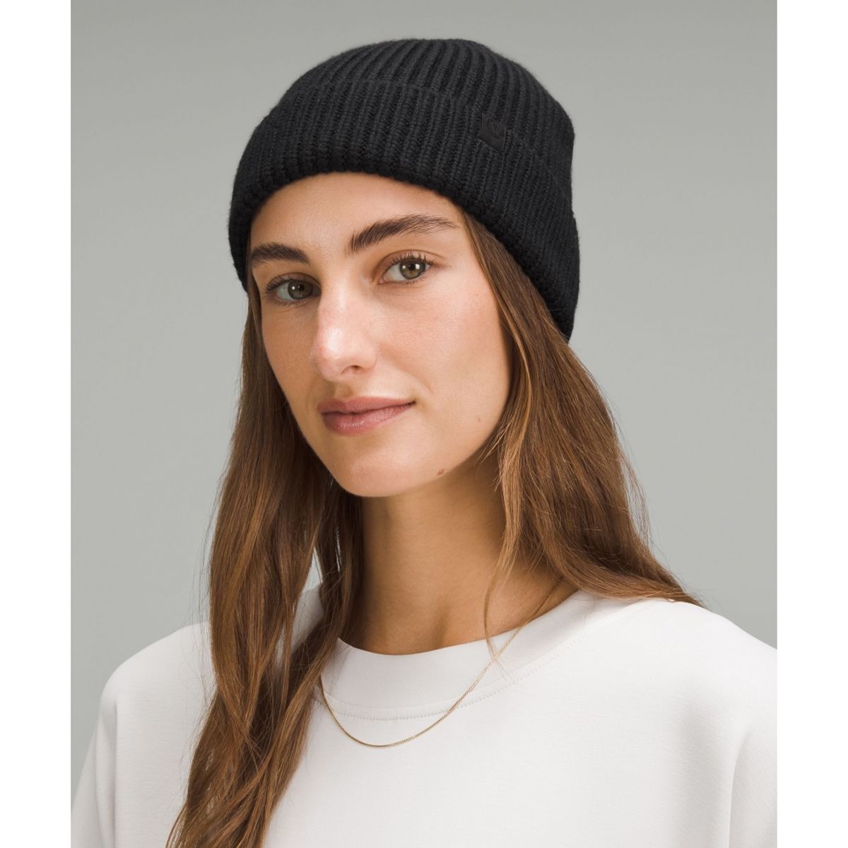 룰루레몬(LULULEMON) 클로즈 핏 울 블렌드 리브드 니트 비니  BLK