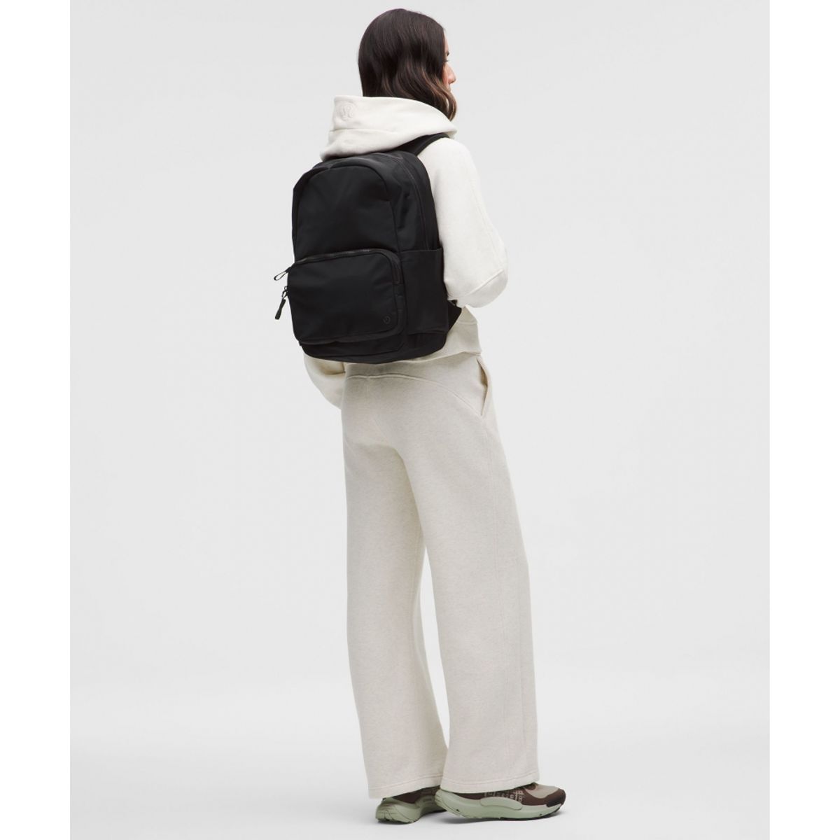 룰루레몬(LULULEMON) 에브리웨어 백팩 22L  BLK GGRE