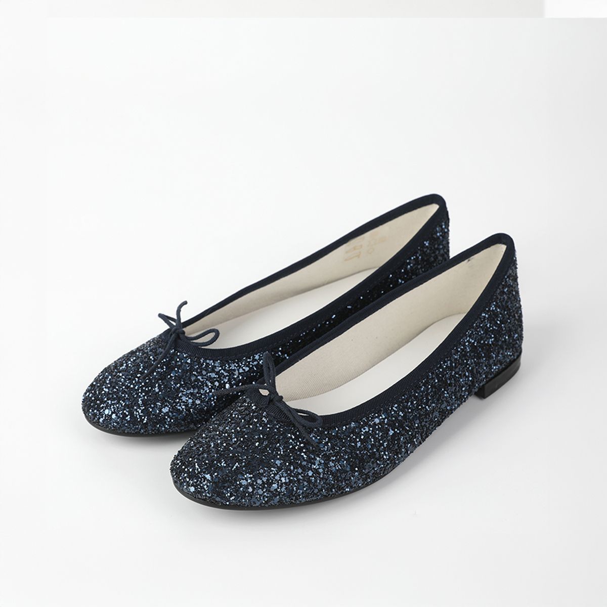 레페토(REPETTO) 플랫 산드리옹 곰므 (V4257GLIT851)