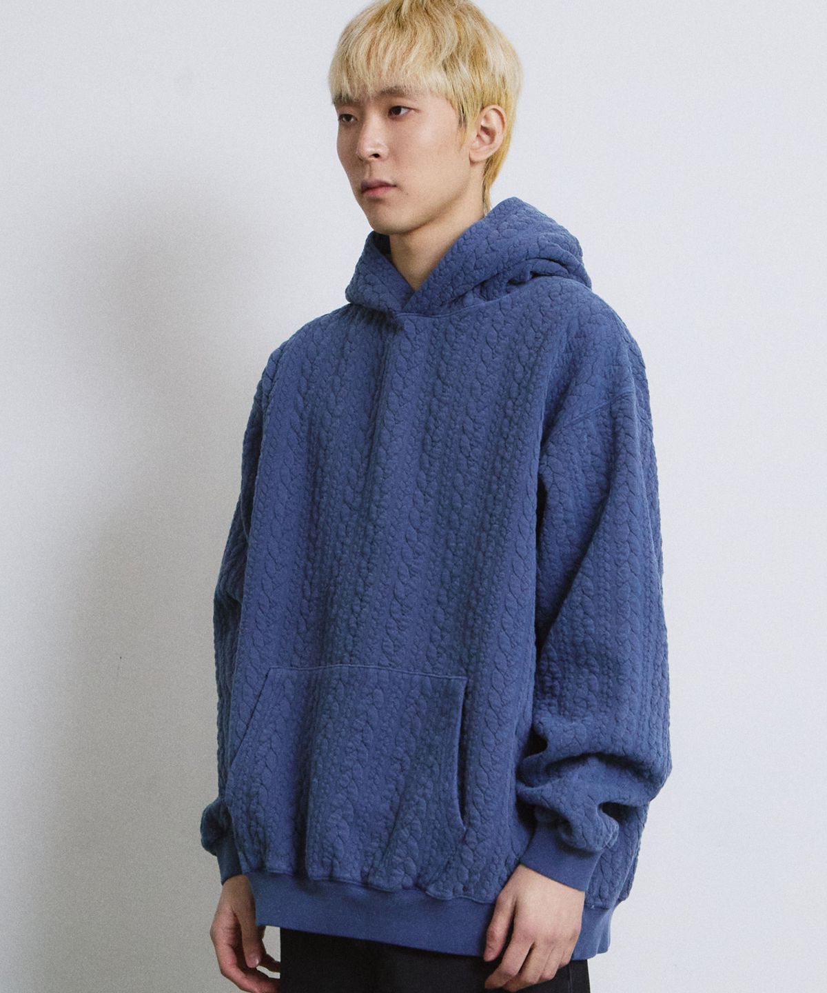 에이던엠(ADERNM) GRANPA COZY CABLE  HOODIE (BLUE)