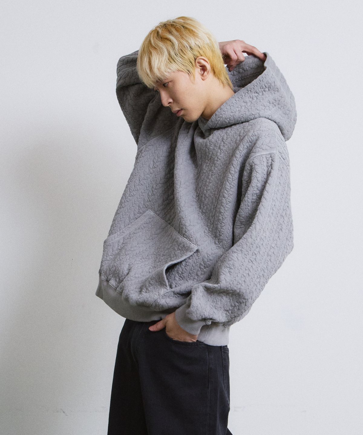 에이던엠(ADERNM) GRANPA COZY CABLE  HOODIE (GRAY)