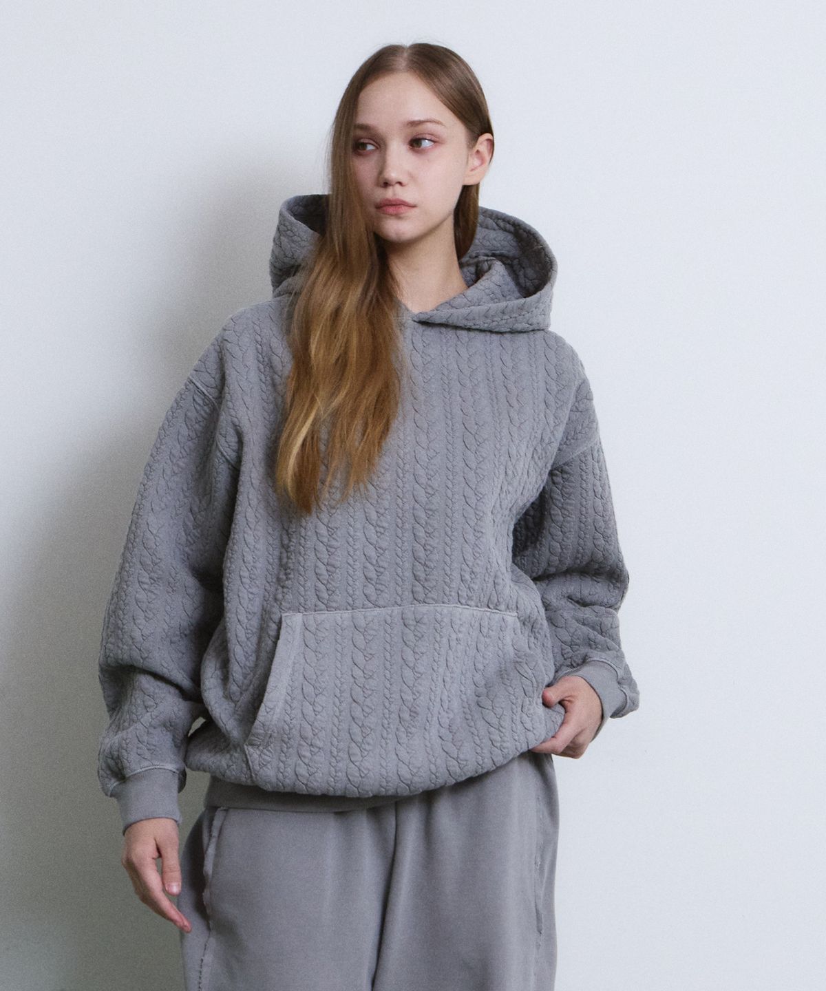 에이던엠(ADERNM) GRANPA COZY CABLE  HOODIE (GRAY)