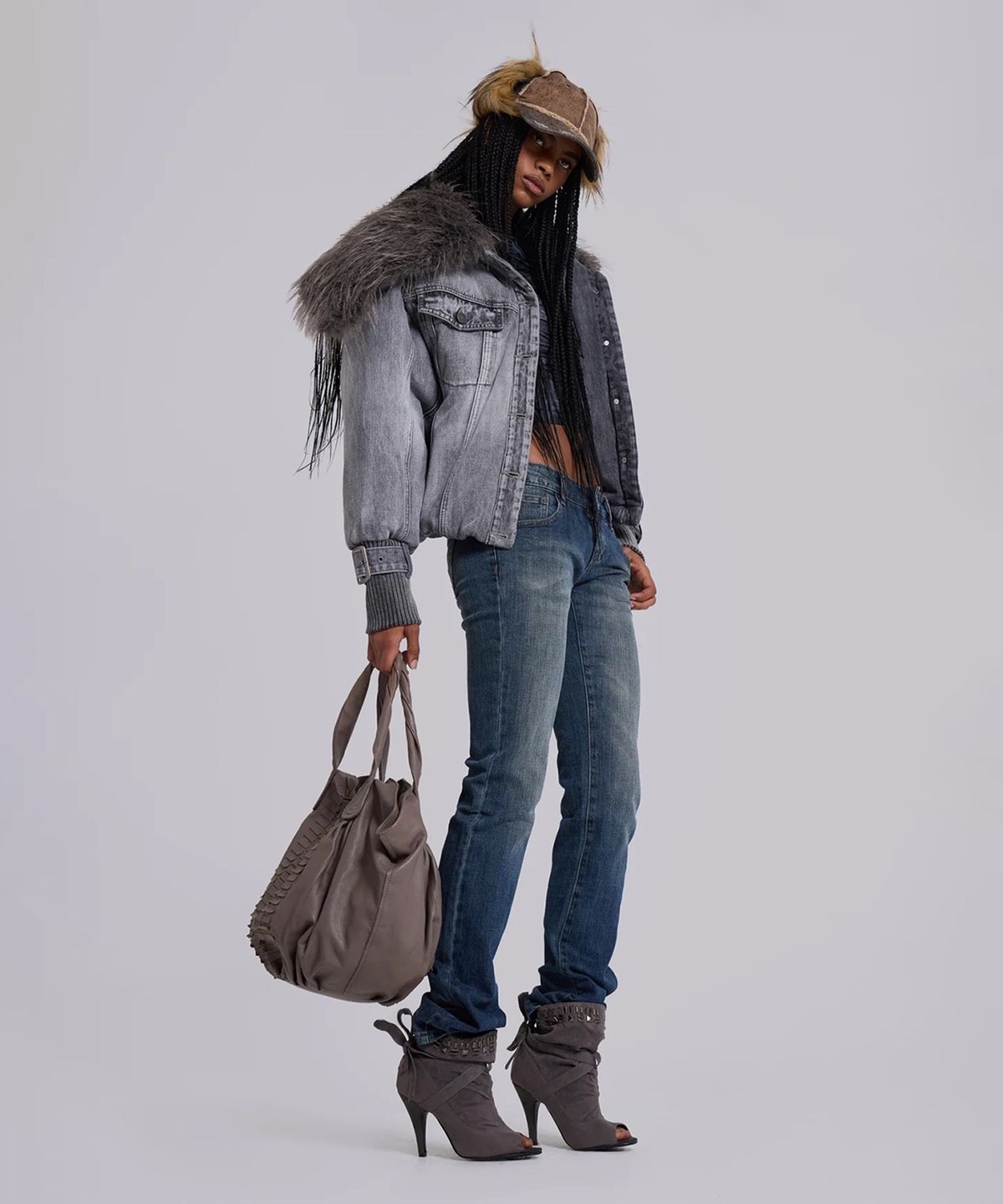 제이디드 런던(JADED LONDON) (U) 앨로이 데님 봄버 재킷 위드 포 퍼 칼라 멀티 ALLOY DENIM BOMBER JACKET WITH FAUX FUR COLLAR MULTI