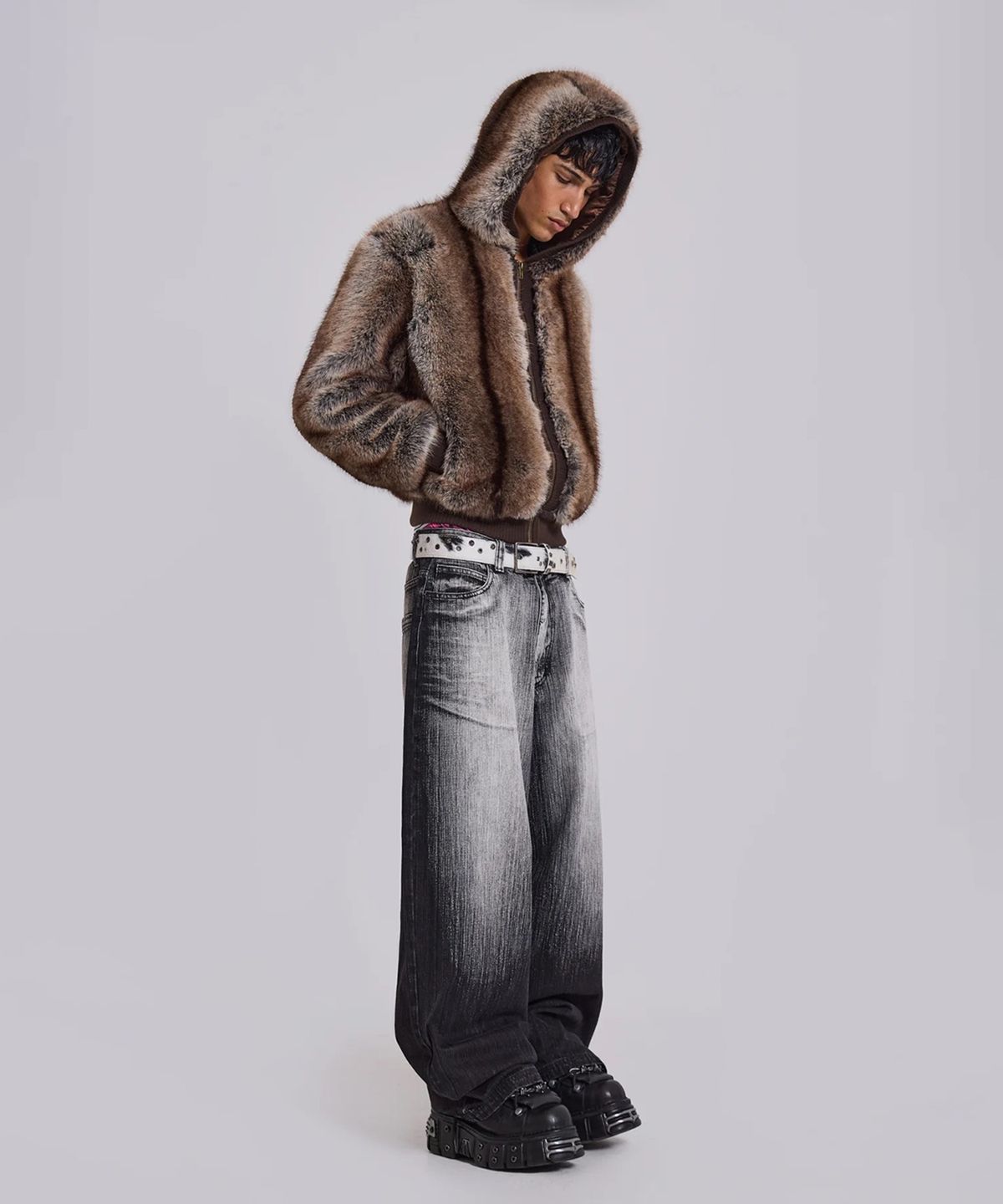 제이디드 런던(JADED LONDON) (U) 포 밍크 집 스루 재킷 베이지 FAUX MINK ZIP THROUGH JACKET BEIGE