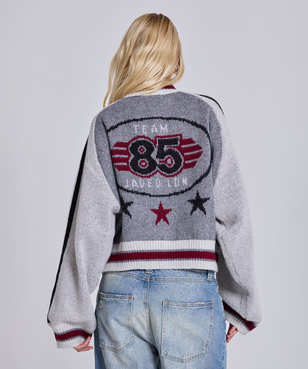 제이디드 런던(JADED LONDON) (U) 니티드 봄버 위드 백 아트워크 그레이 KNITTED BOMBER WITH BACK ARTWORK GREY