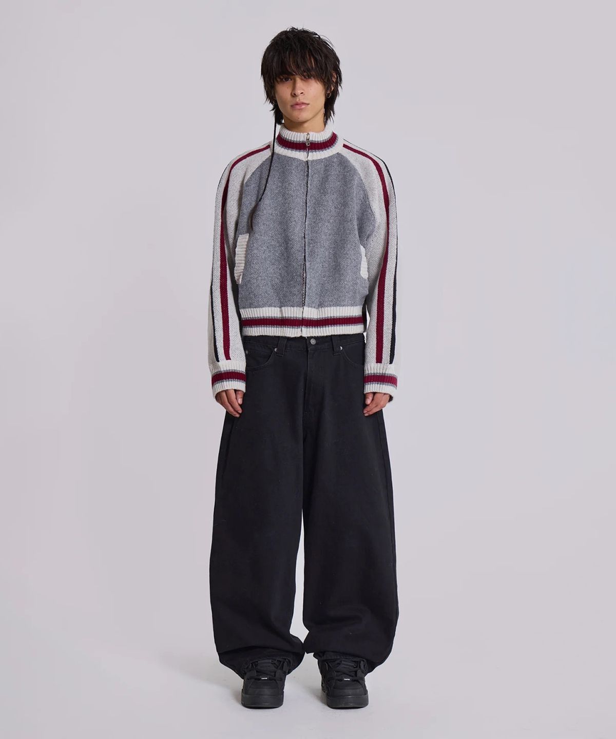 제이디드 런던(JADED LONDON) (U) 니티드 봄버 위드 백 아트워크 그레이 KNITTED BOMBER WITH BACK ARTWORK GREY