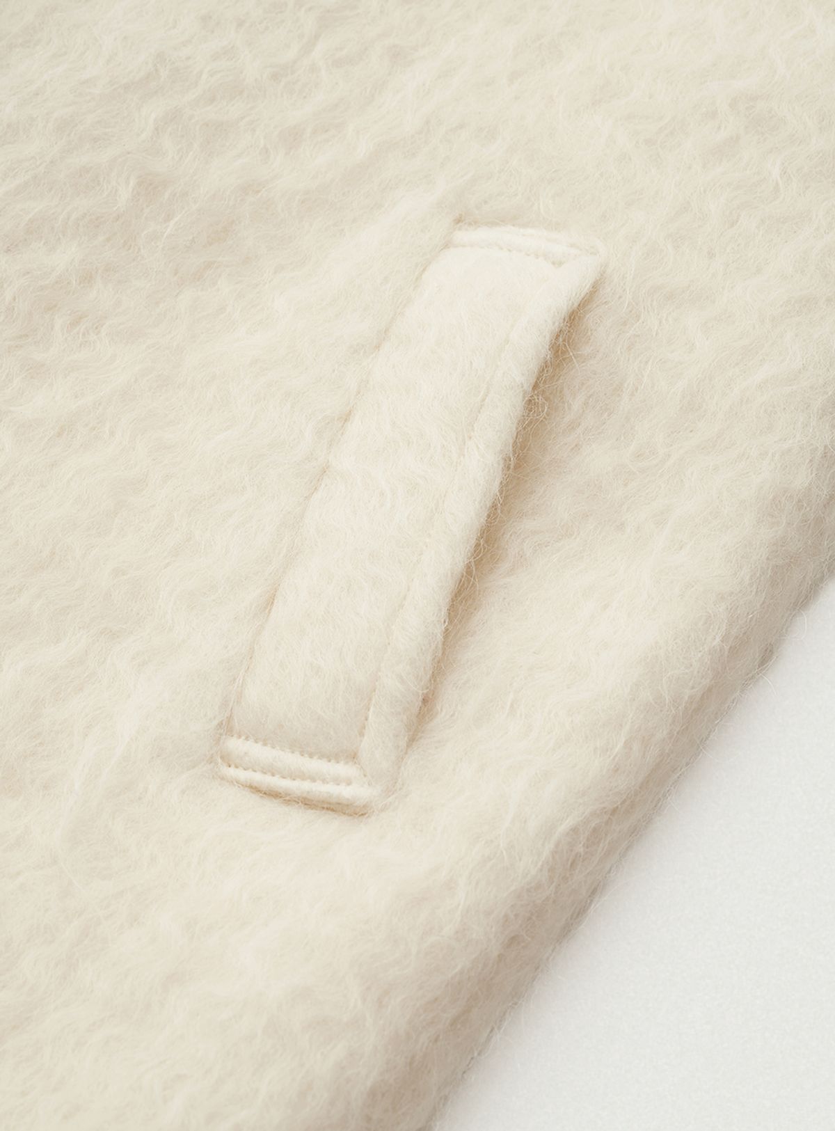 더바넷(THEBARNNET) Snow White Half Balmacaan Coat