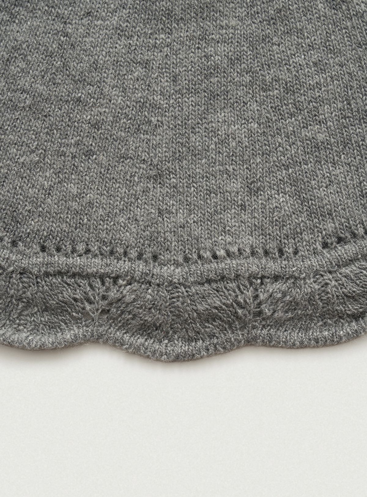 더바넷(THEBARNNET) Clarie Scallop Knit Skirt