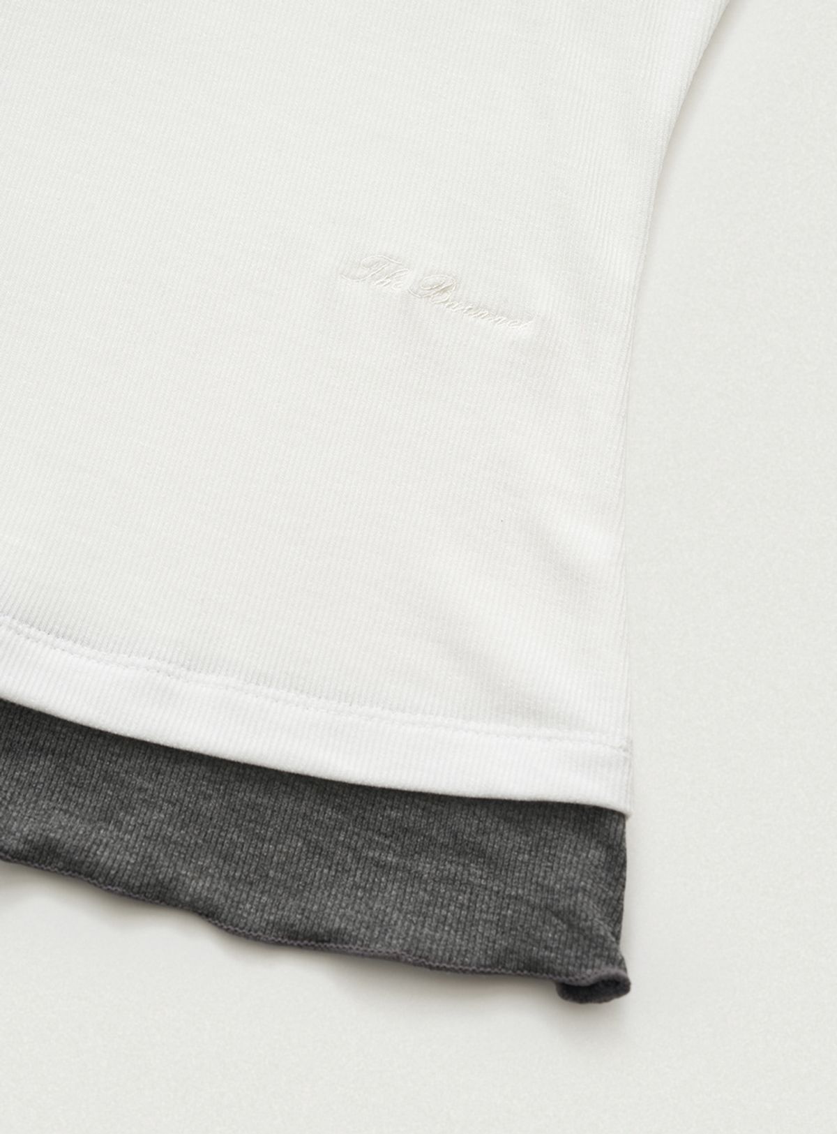 더바넷(THEBARNNET) Aimee Slim Layered T-shirt_Ivory