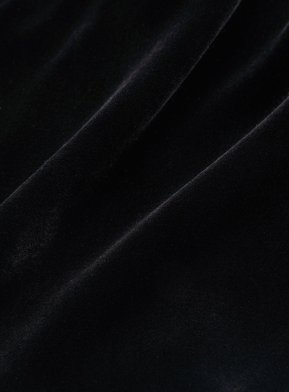 더바넷(THEBARNNET) Ribbon Off-Shoulder Velvet Top