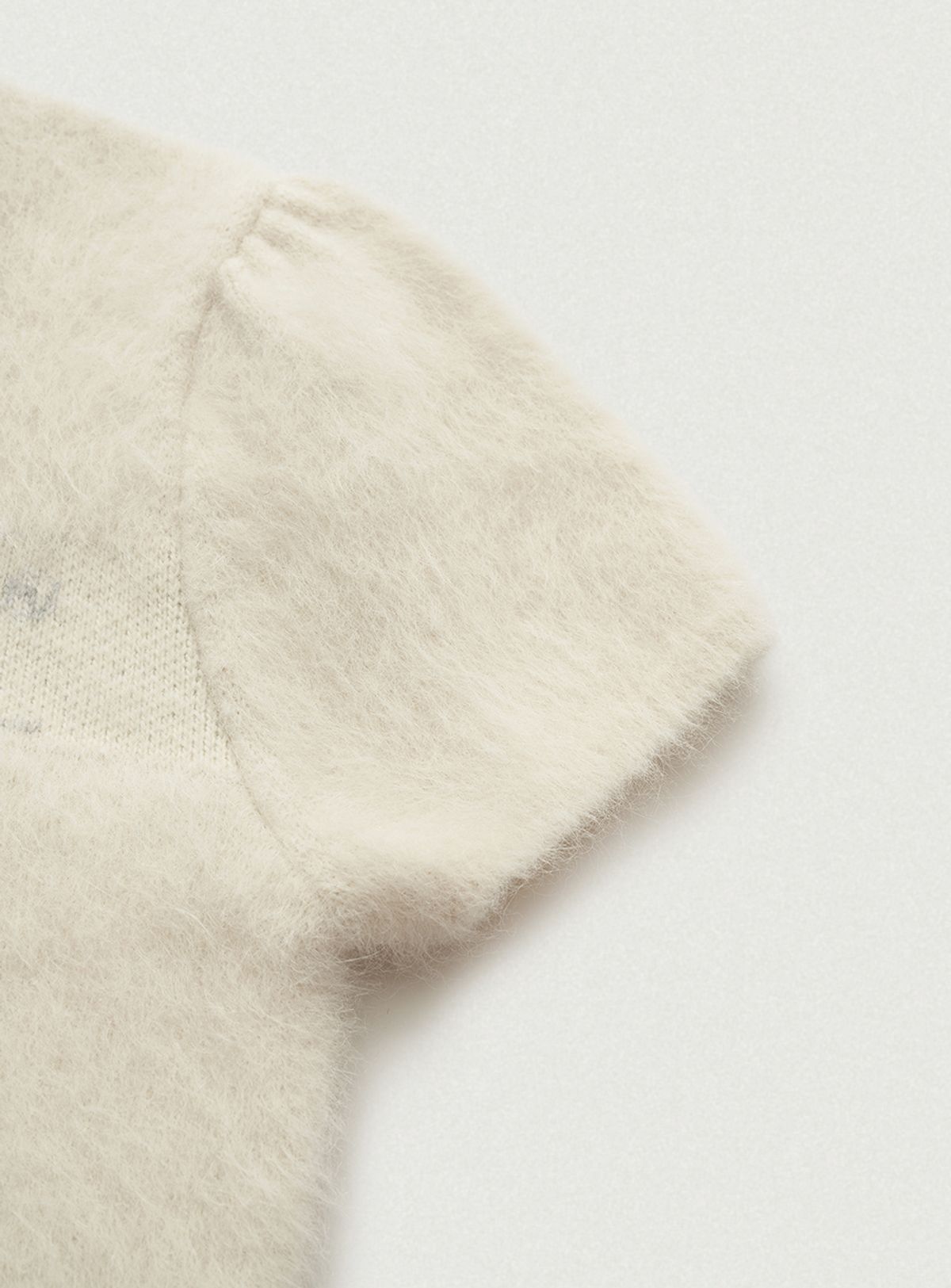 더바넷(THEBARNNET) Pow Brushed Logo Knit Top_Ivory