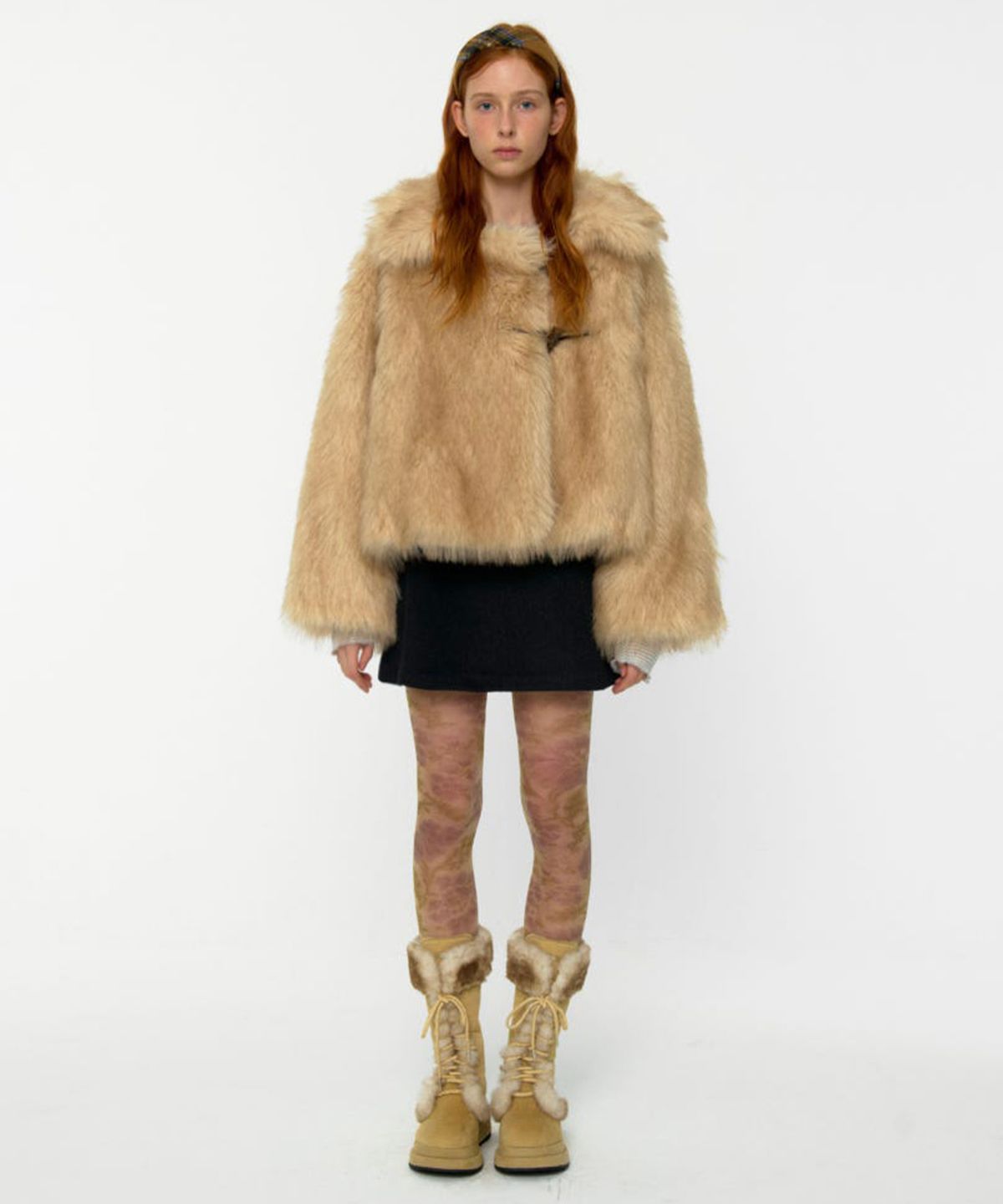 루루서울(LOULOUSEOUL) Fluffy Double Fur Jacket (Beige)