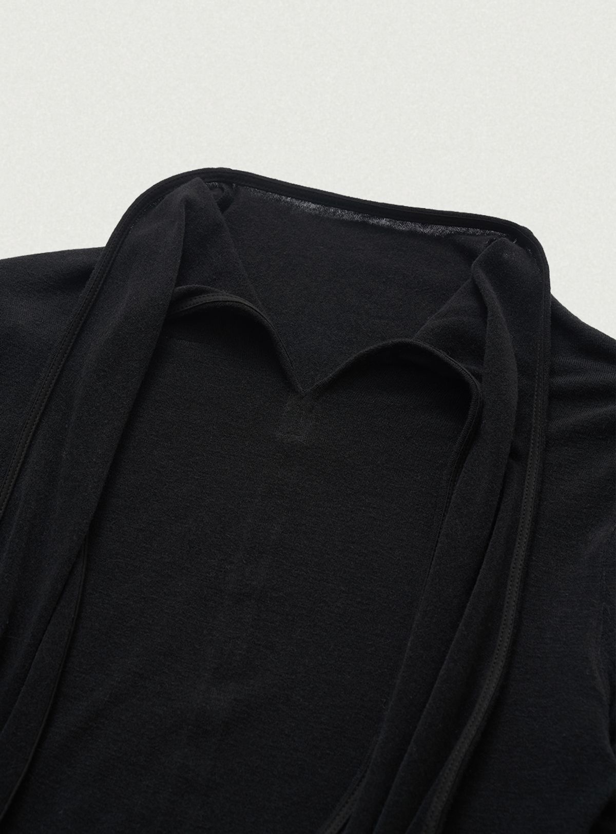 더바넷(THEBARNNET) Noue Tie T-shirt_Black