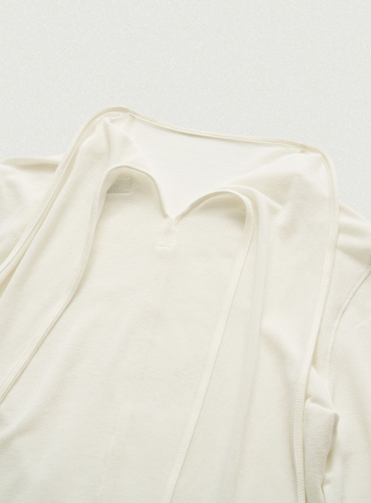 더바넷(THEBARNNET) Noue Tie T-shirt_Ivory