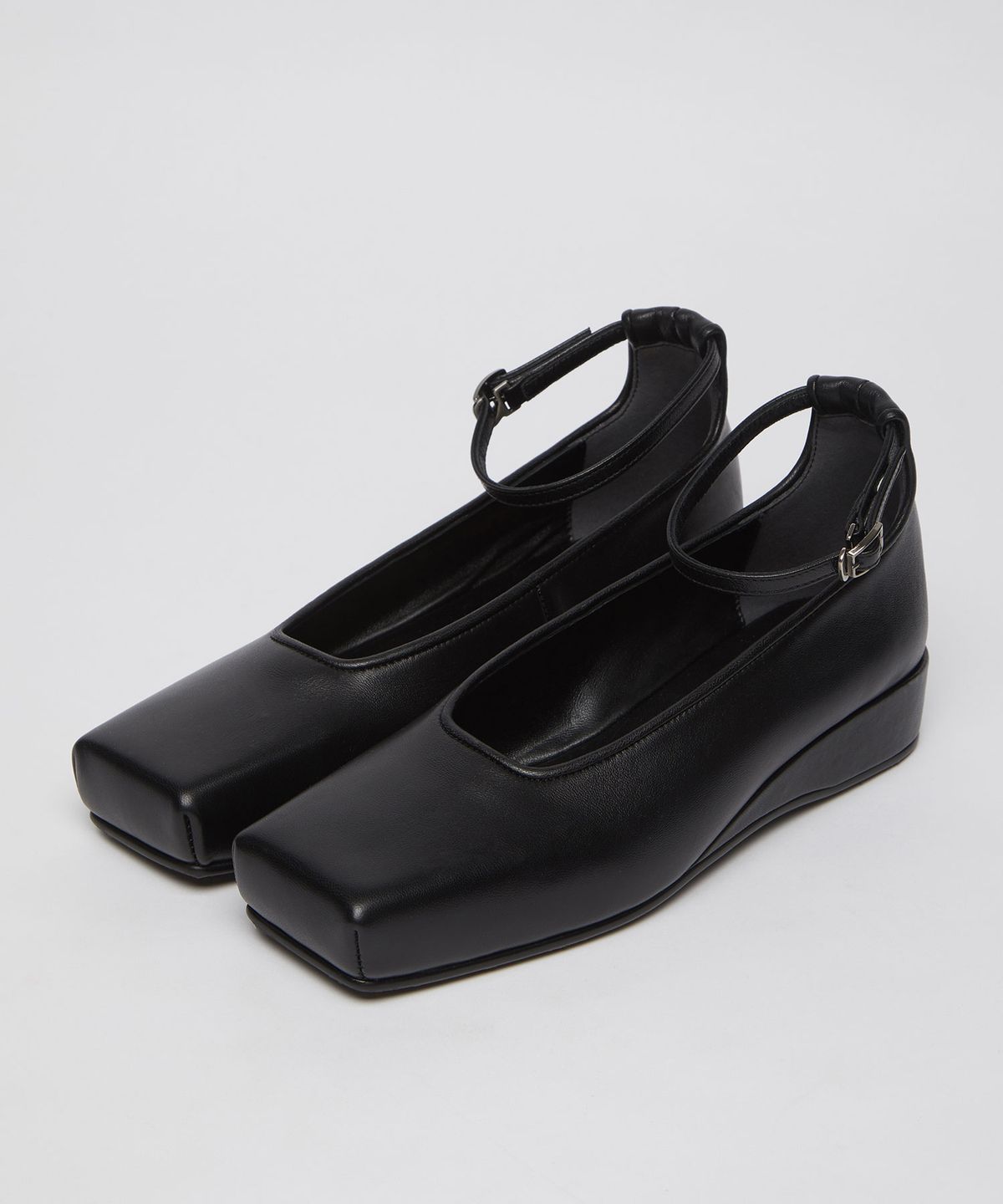 아카이브앱크(ARCHIVEPKE) Box square pumps(Deep sleep)_OK1DX25207BLK