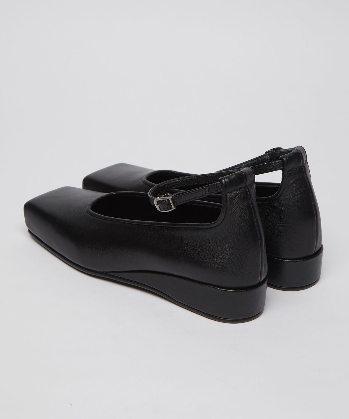 아카이브앱크(ARCHIVEPKE) Box square pumps(Deep sleep)_OK1DX25207BLK