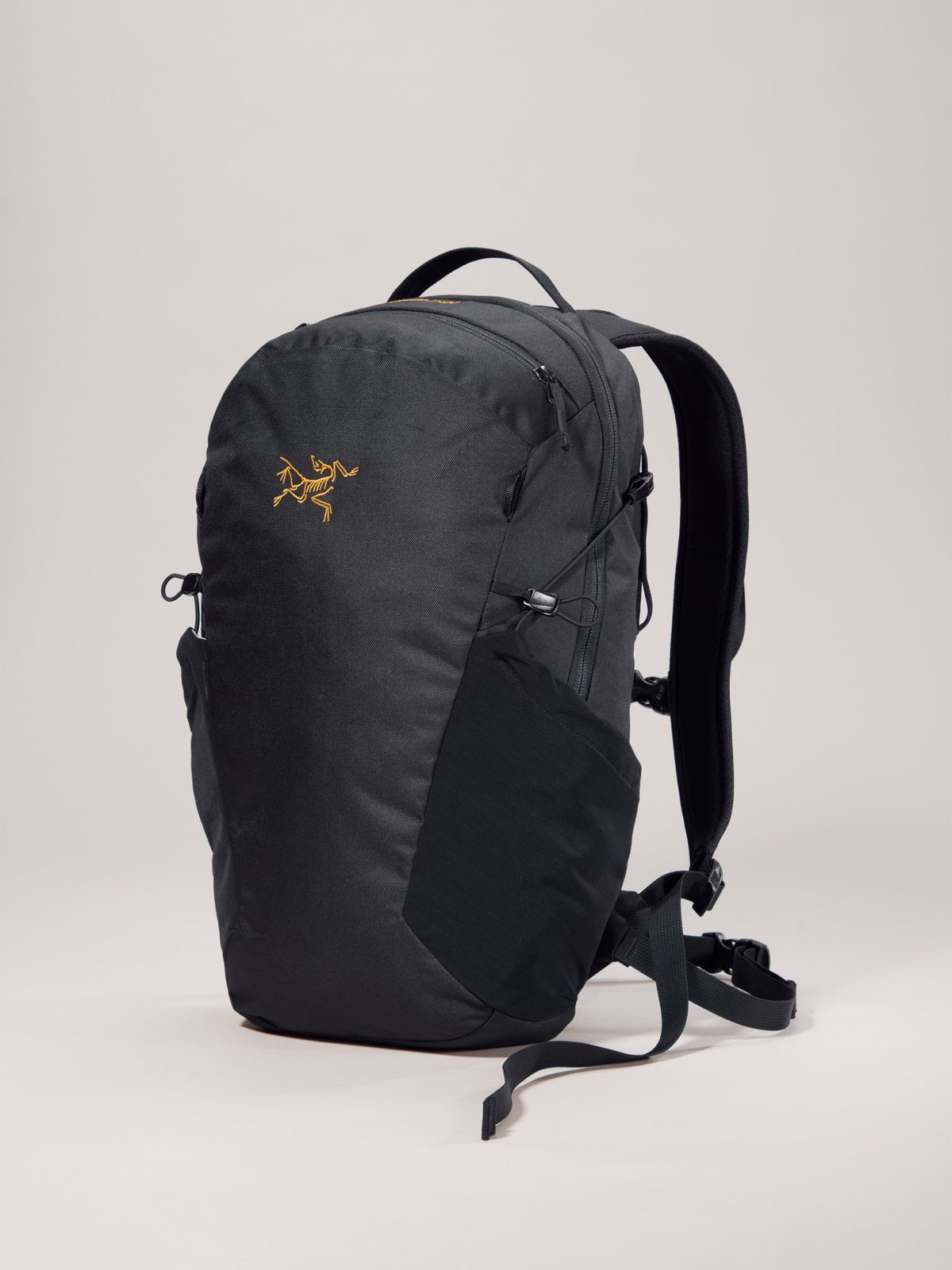 아크테릭스(ARCTERYX) 맨티스 16 백팩