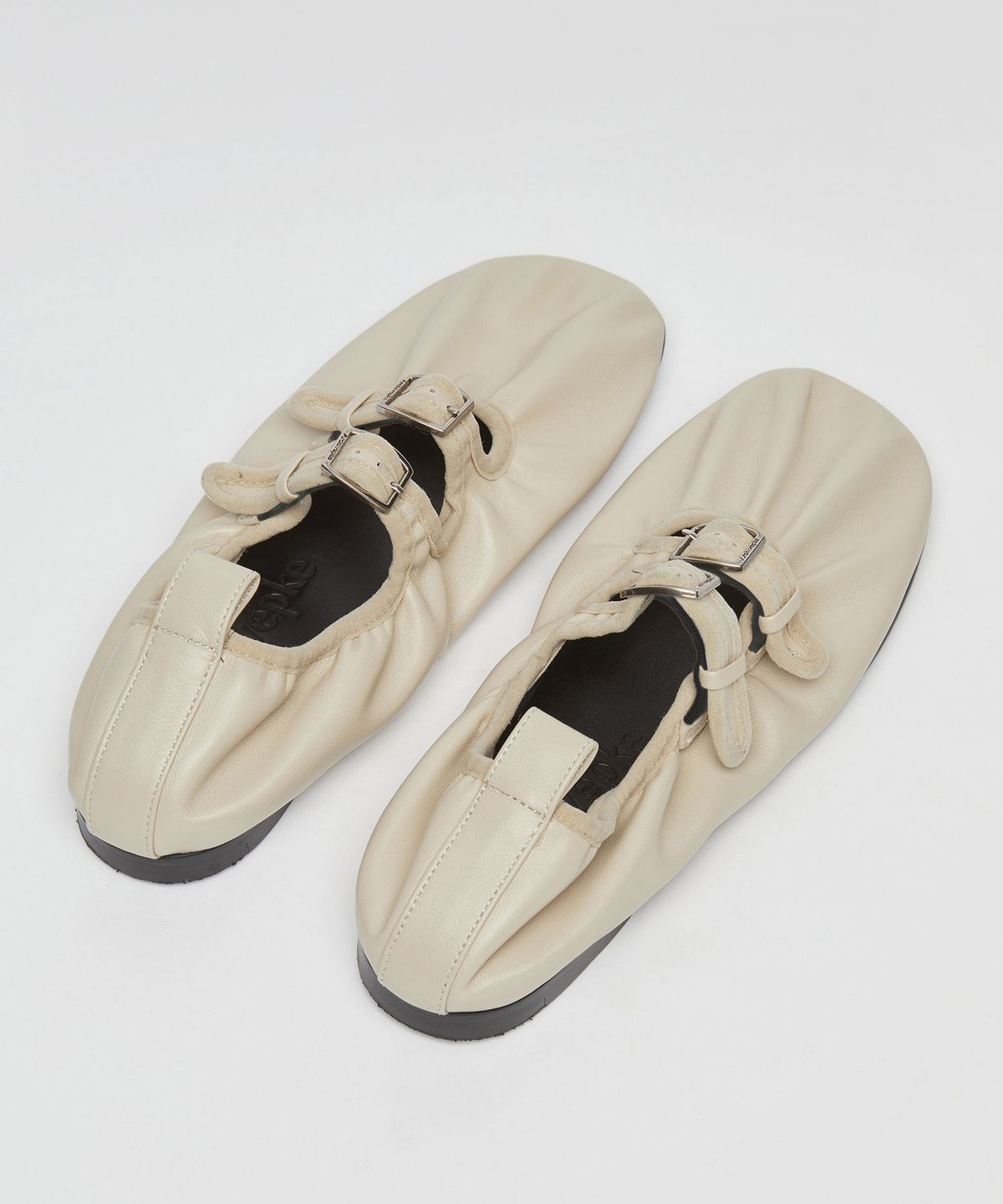아카이브앱크(ARCHIVEPKE) Wrinkle flat(Cream)_OK1DX25205CRR