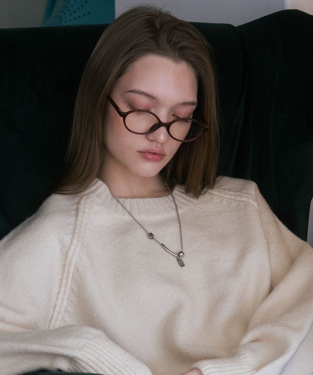 펄리모어(PEARLY MORE) 메탈 볼 커브 포인트 목걸이_PM25N021WT