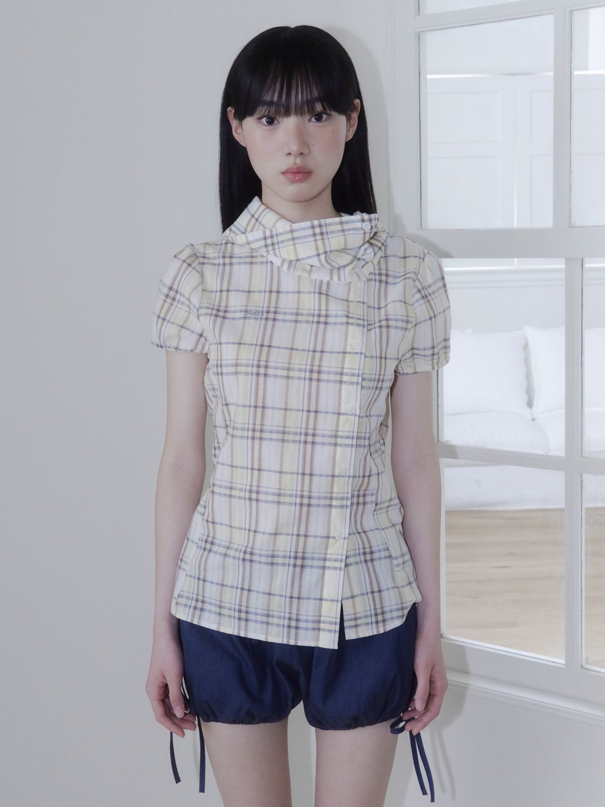 온스카(ONSKA) DRAPE COLLAR BLOUSE (YELLOW CHECK)