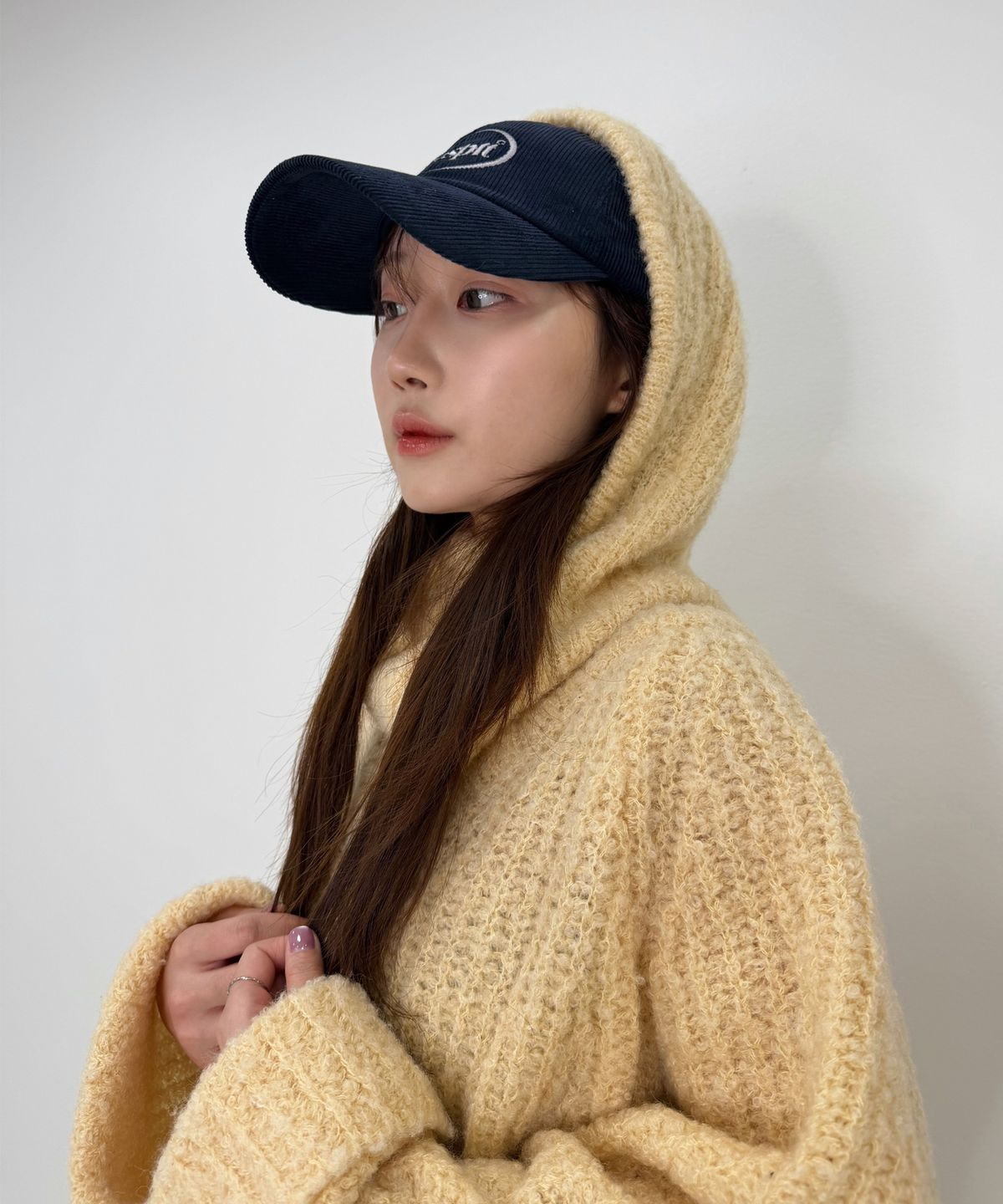 투에스핏(TOOSPIT) 코듀로이 로고 볼캡 (네이비)