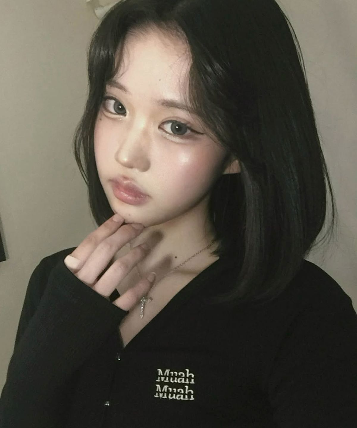 무아무아(MUAHMUAH) 헨리넥 후드 스티치 티셔츠 [6color]