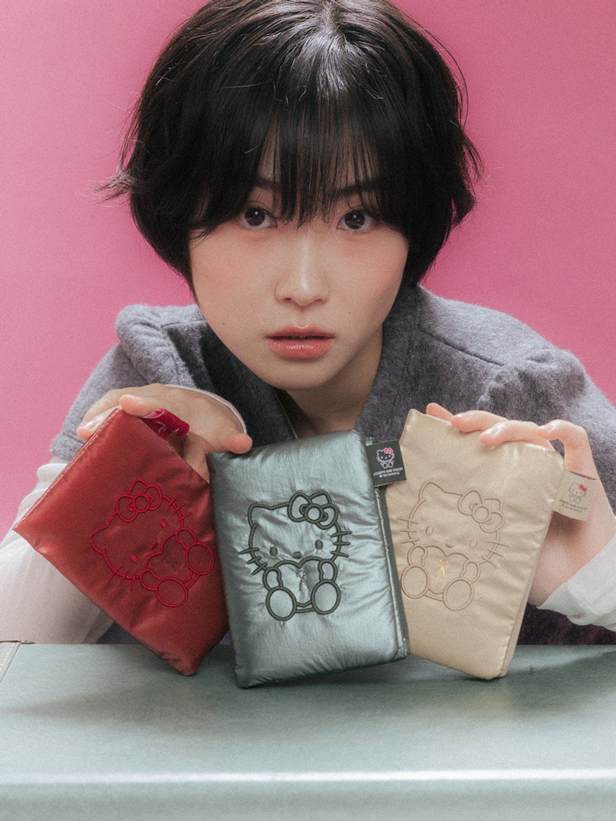 조셉앤스테이시(JOSEPH&STACEY) Sleek Travel Wallet Hello Kitty Red