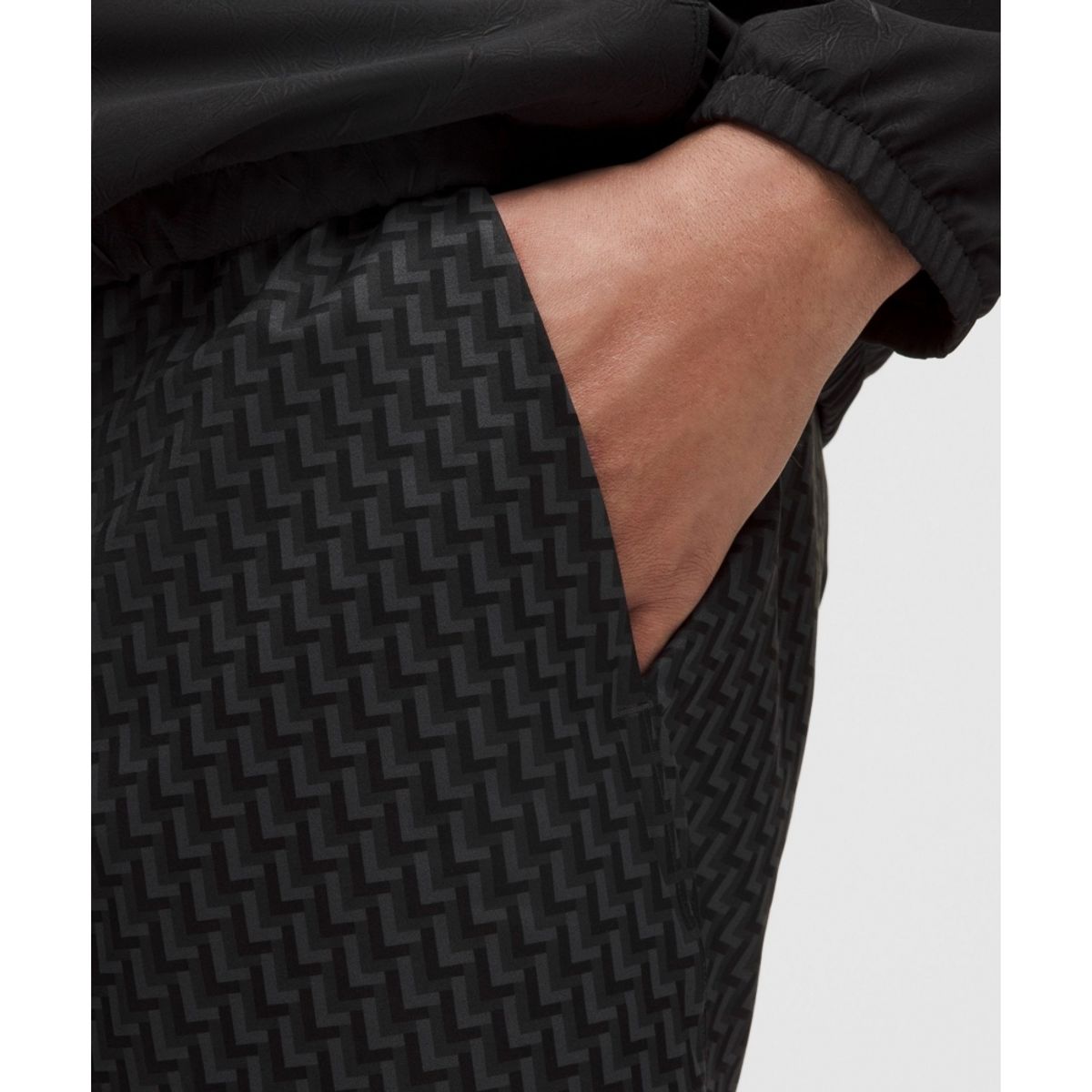 룰루레몬(LULULEMON) 제로드 인 라이너리스 쇼츠 7inch  L3MB