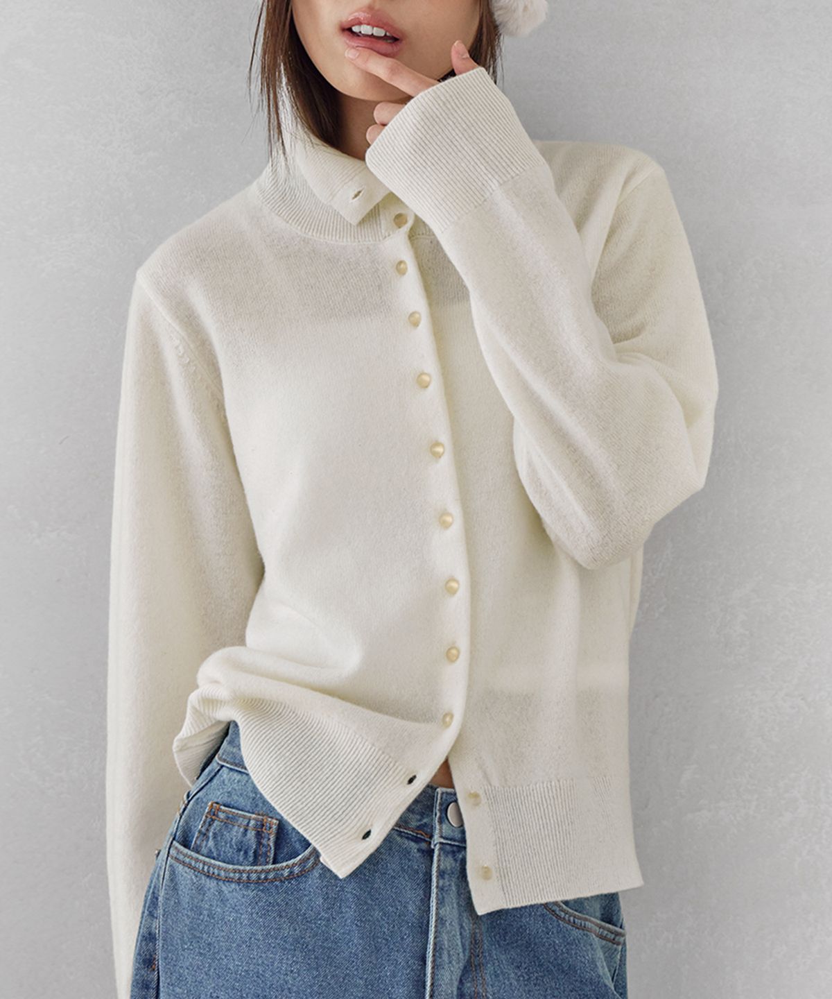 런던다다(LONDONDADA) HIGH-NECK BUTTON WOOL CARDIGAN, IVORY