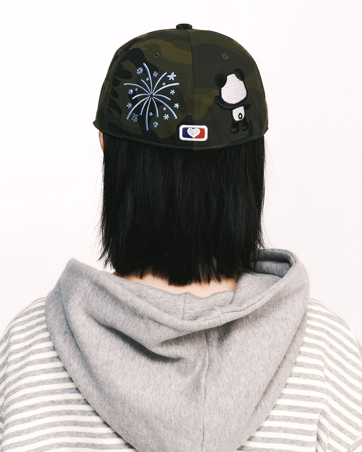 더뮤지엄비지터(THEMUSEUMVISITOR) PANDA EMBROIDERY CAP (CAMO)