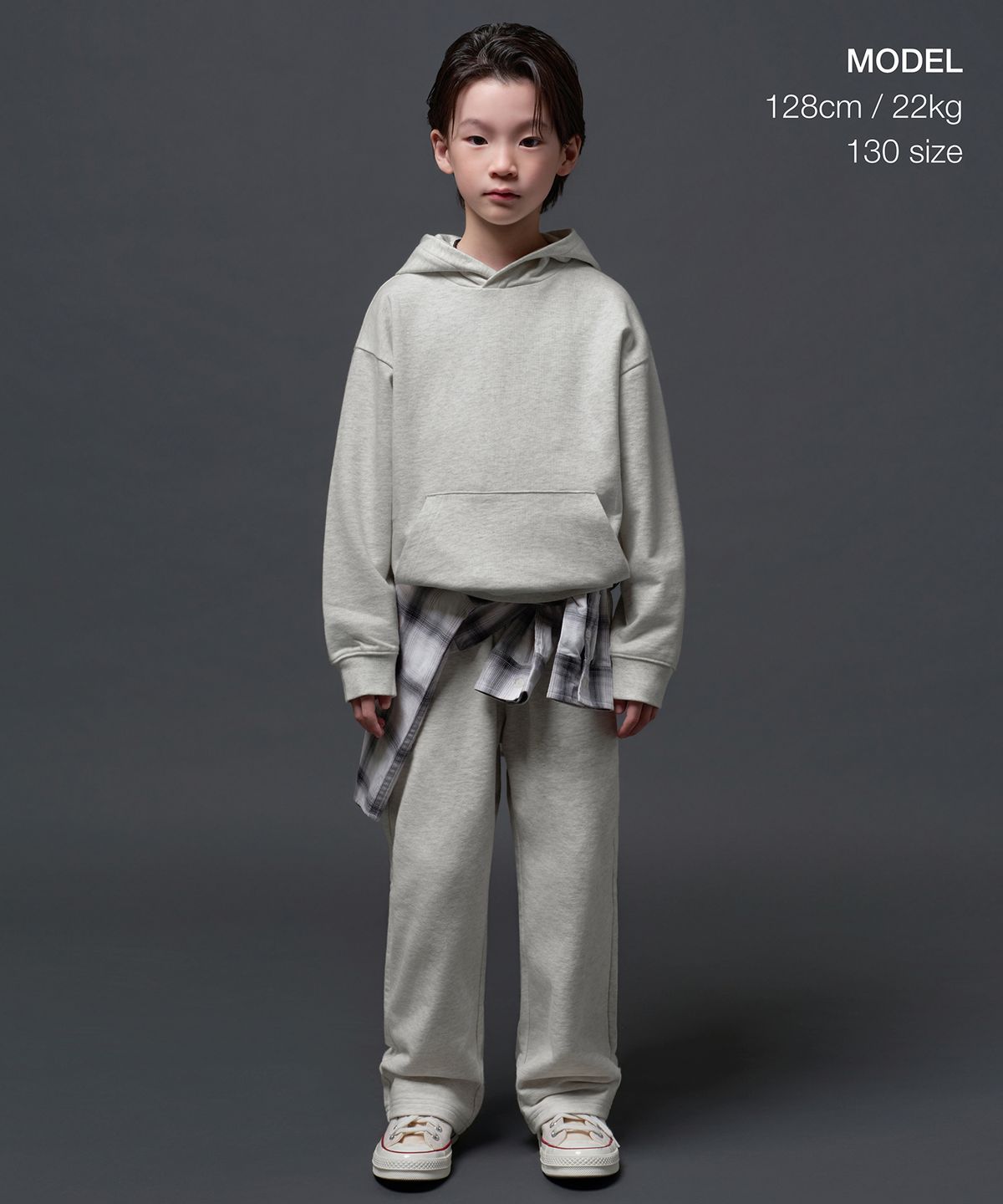 무신사 스탠다드 키즈(MUSINSA STANDARD KIDS) 오버사이즈 후디드 스웨트셔츠 & 라운지 스웨트 팬츠 셋업 [오트밀]