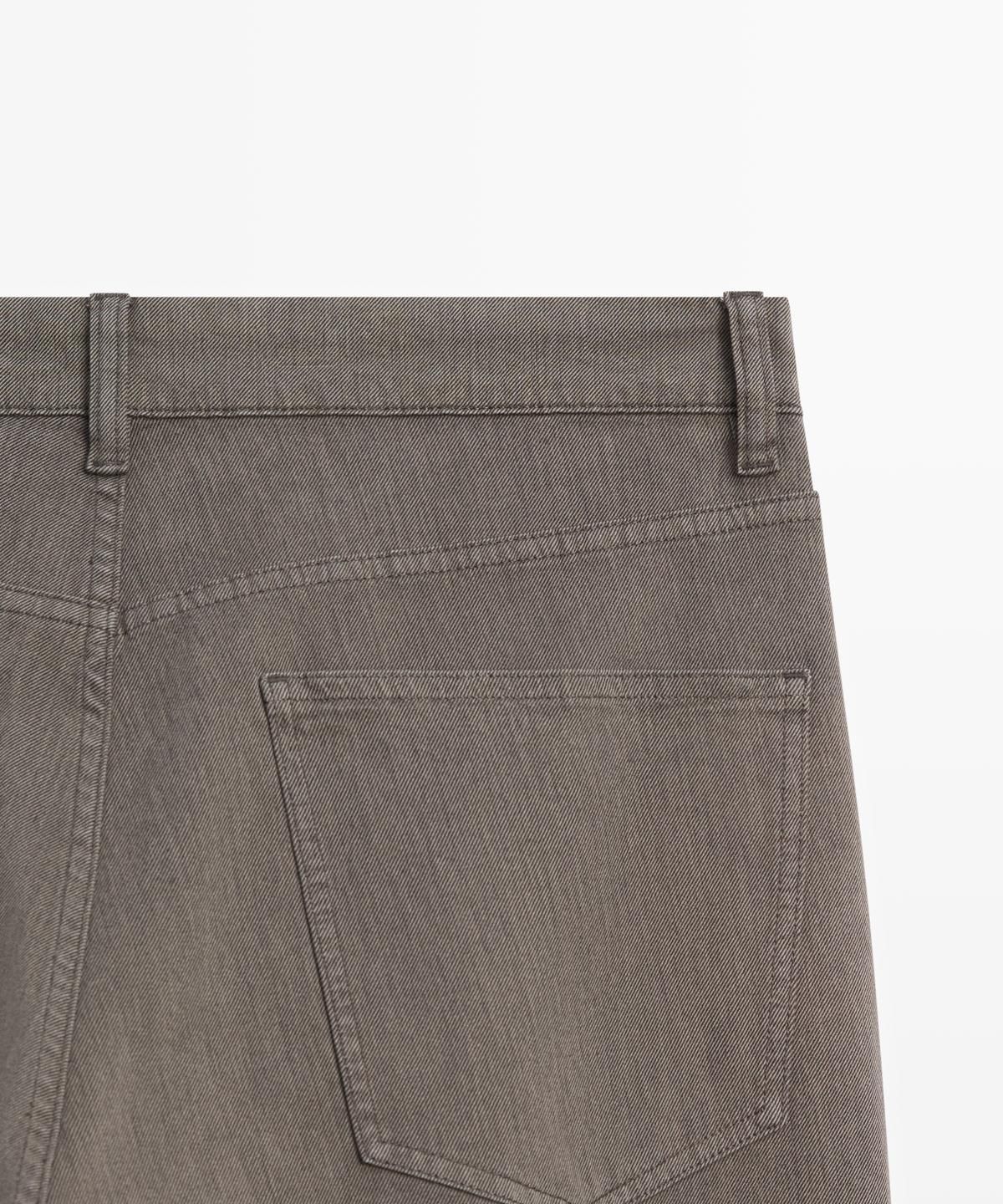 마시모두띠(MASSIMO DUTTI) 테이퍼드핏 진